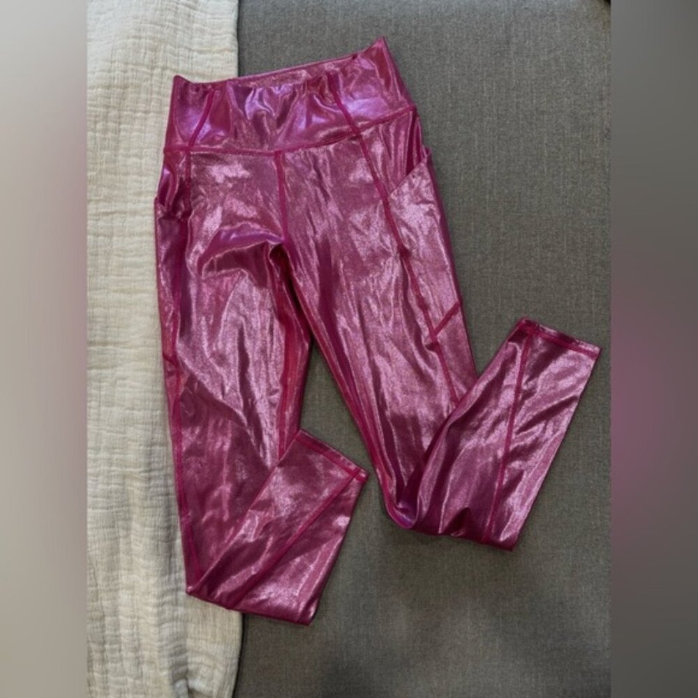 Fabletics mermaid high waisted Shiny‎ Pink Leggings